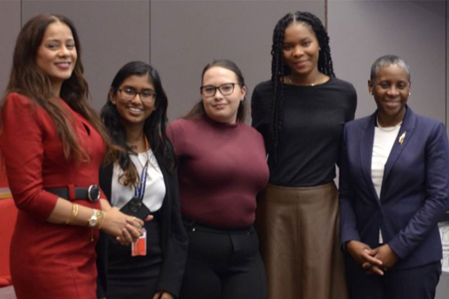 Women in Law students with speaker at Black History Month event.  Far right: Dr Miranda Brawn (Founder and President of The Miranda Brawn Diversity Leadership Foundation and Senior Visiting Fellow at Keble College, Oxford).  Far left: Dr I. Stephanie Boyce (the outgoing first Black President of The Law Society of England and Wales)