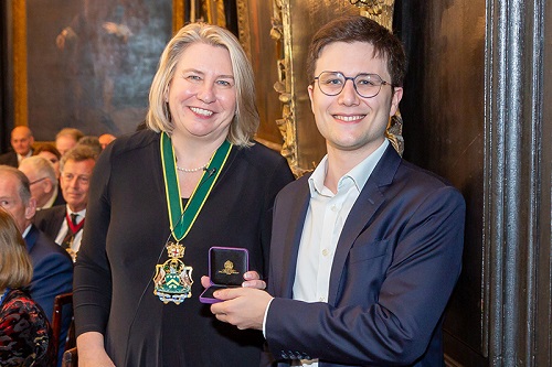 Crabb Lab academic awarded the Worshipful Company of Spectacle Makers’ Master's Medal, 2023