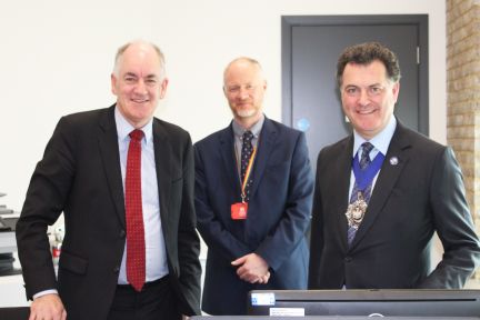 Lord Mayor pays official visit to The City Law School