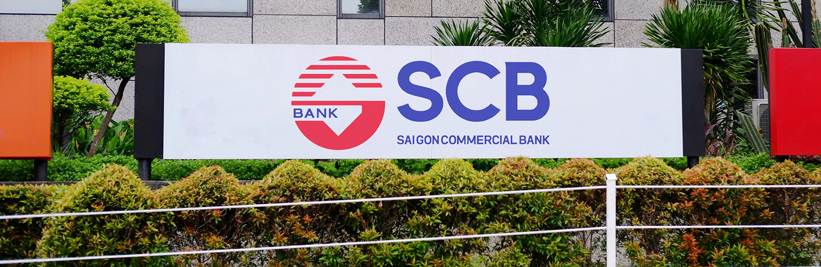 Saigon Commercial Bank sign
