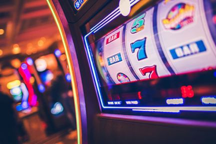 Study suggests changes in gambling behaviour linked to suicide risk in young adults
